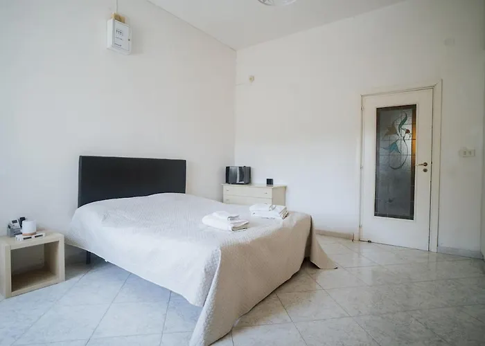 Capodimonte Guest house *